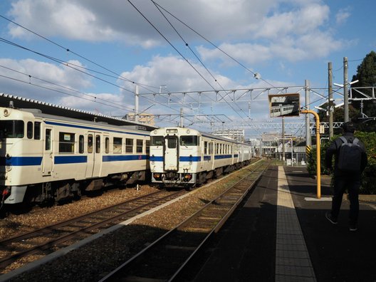 香椎駅