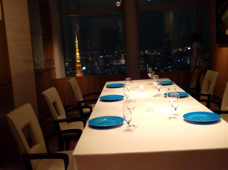 六本木の東京ミッドタウンデート 高級レストランなどディナースポット6選 Playlife プレイライフ