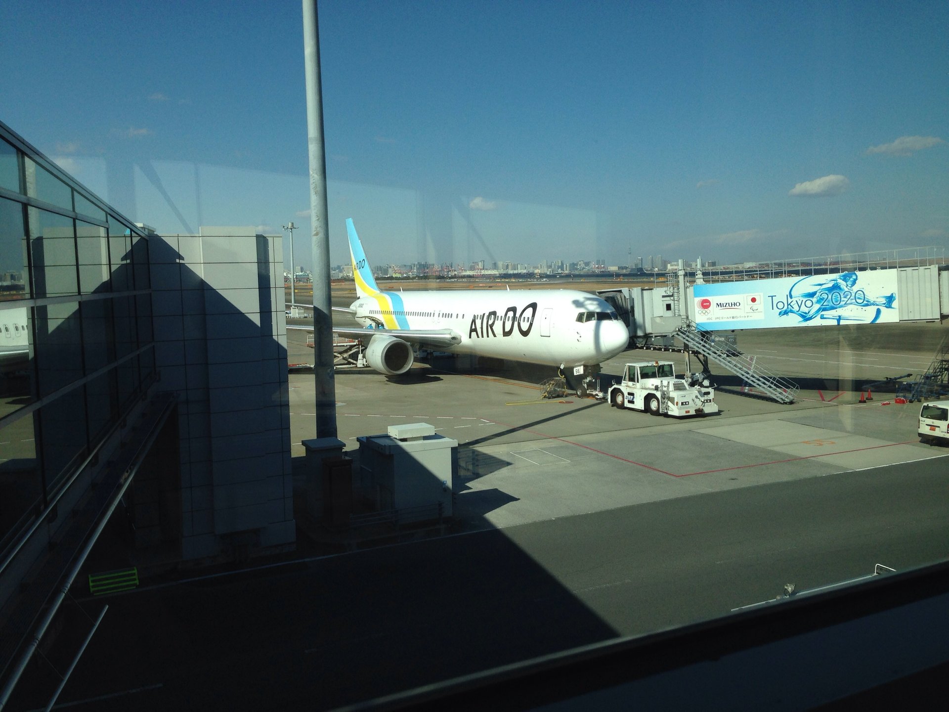 【機内で北海道を感じよう！】北海道の空港経由の飛行機旅行なら「北海道の翼」AIR DOがお得で快適！