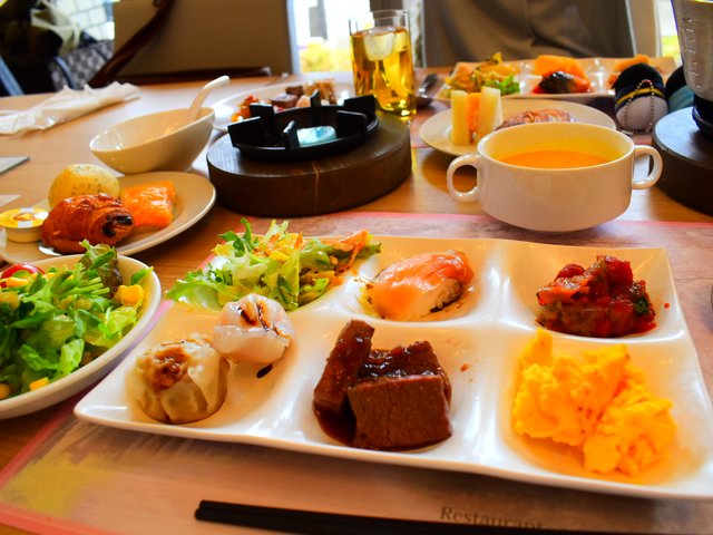 京都で人気の食べ放題8選 安くてお腹いっぱいになれるランチをご紹介 Playlife プレイライフ