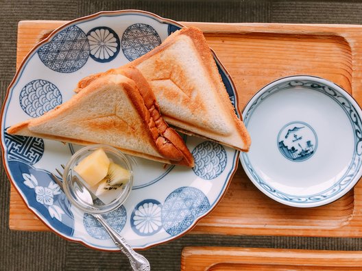 茶房わらび野