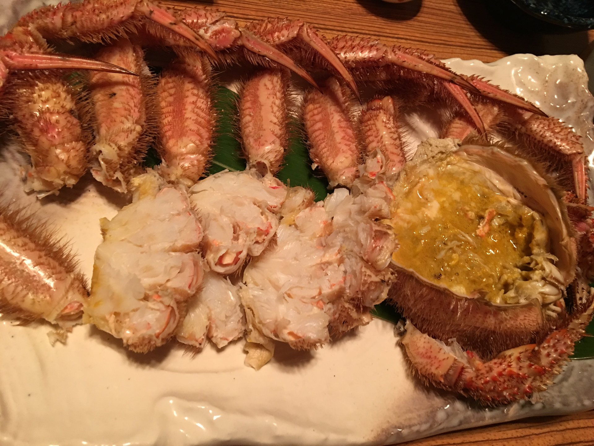 東京・麻布十番で、活毛がにを食べるならここ♬ 蝦夷屋