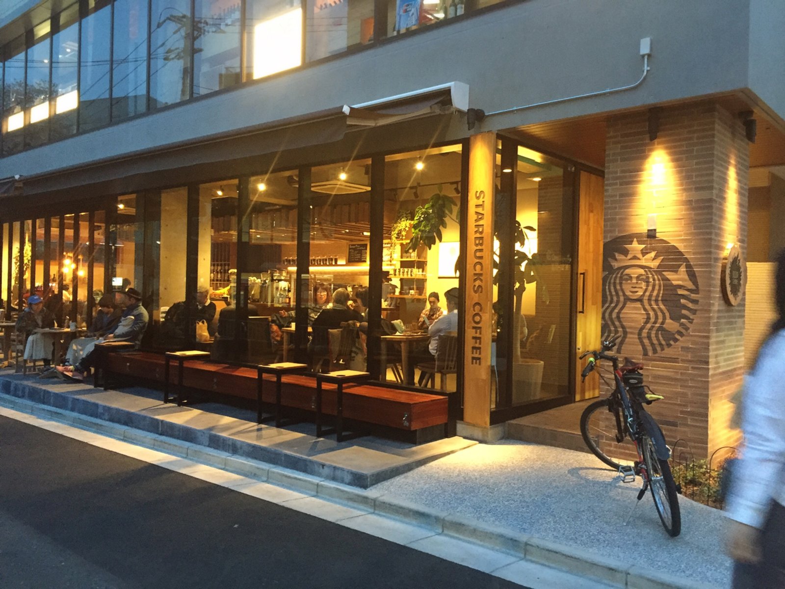 Neighborhood and Coffee 奥沢2丁目店