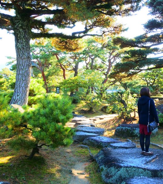 琴ノ浦温山荘園