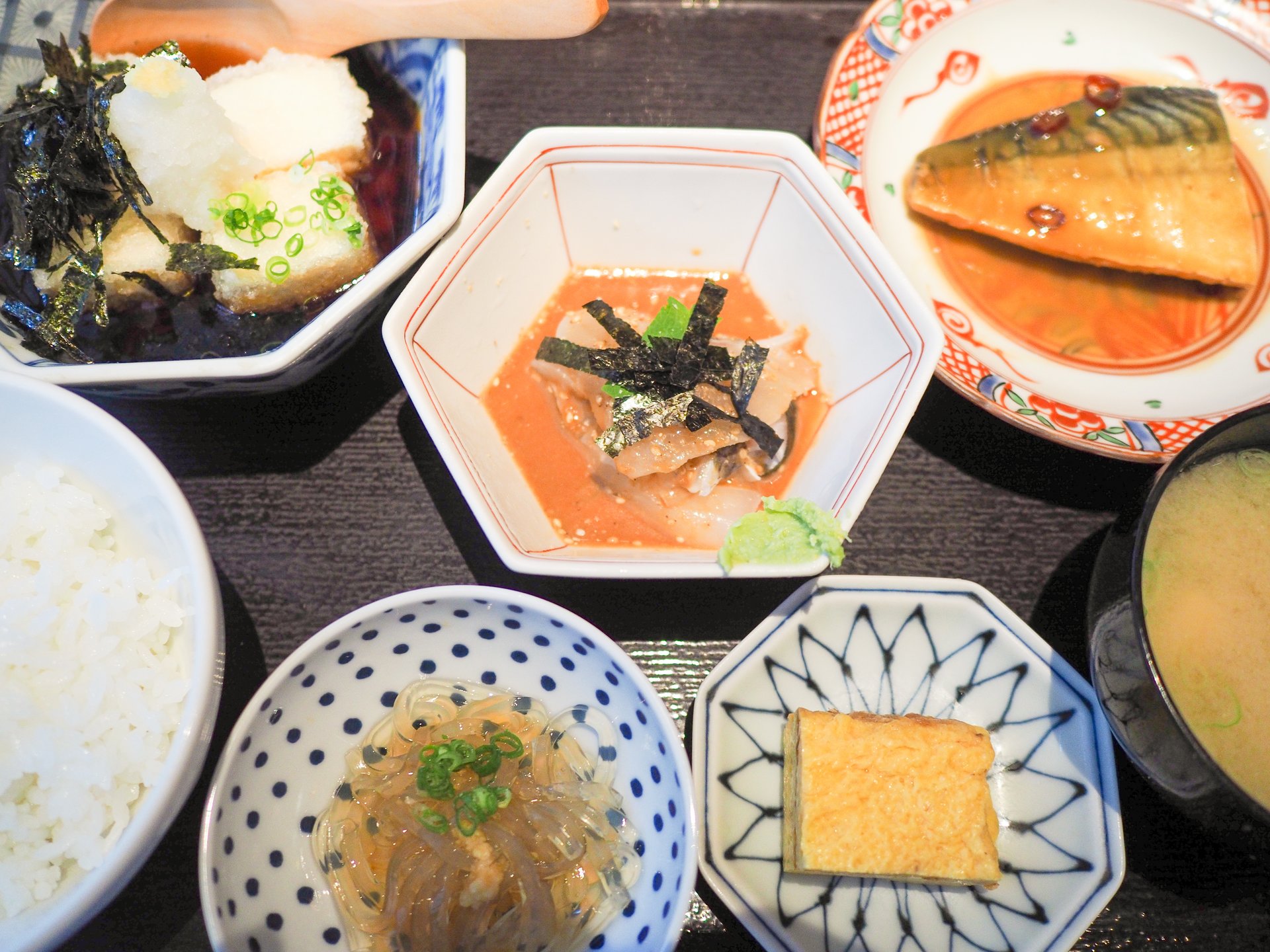 福岡で定食屋を探しているときは今泉の「魚忠」に行ってみよう