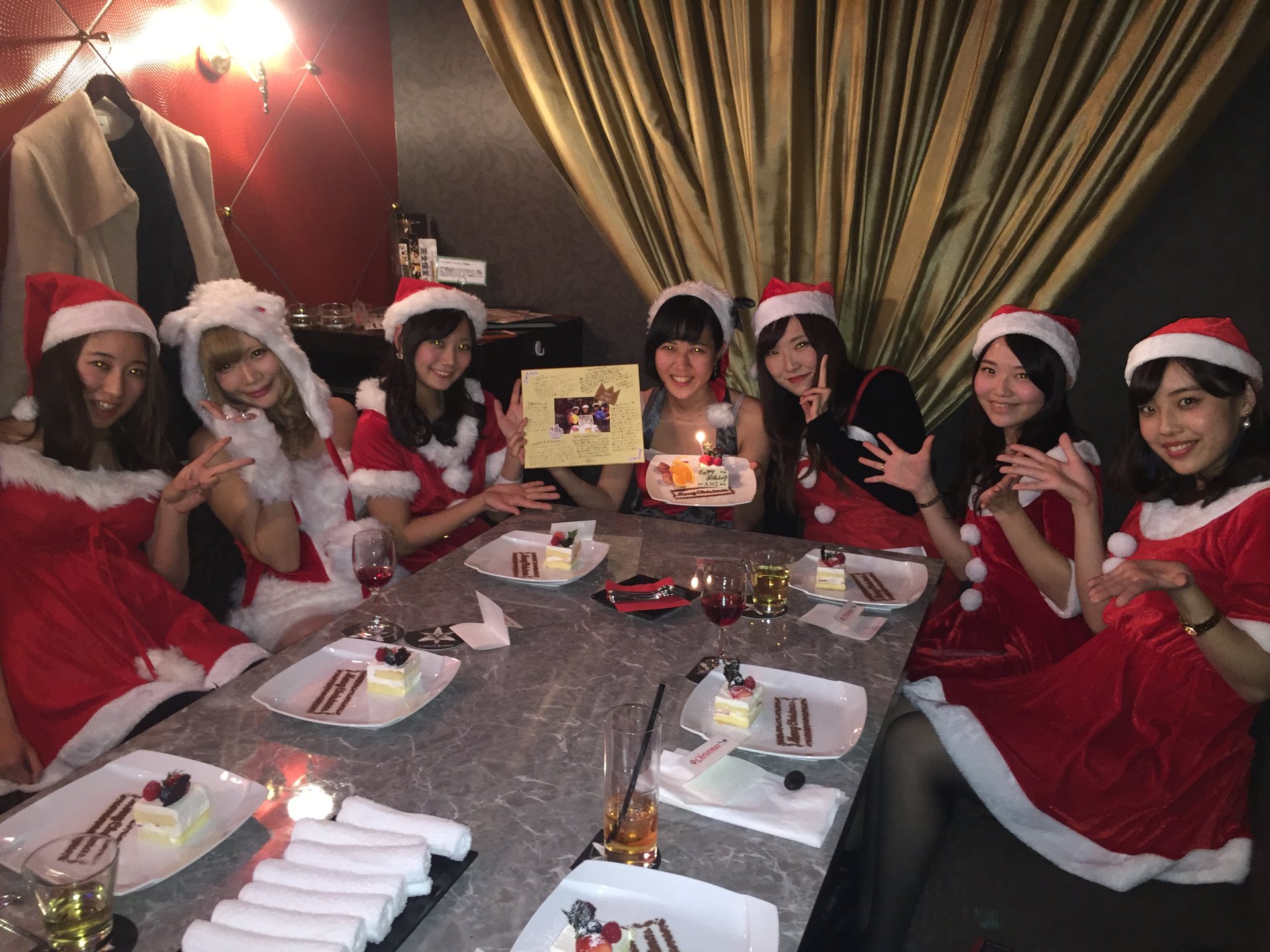 【銀座×女子会】超おしゃれなカラオケ付き個室でクリスマスパーティー！