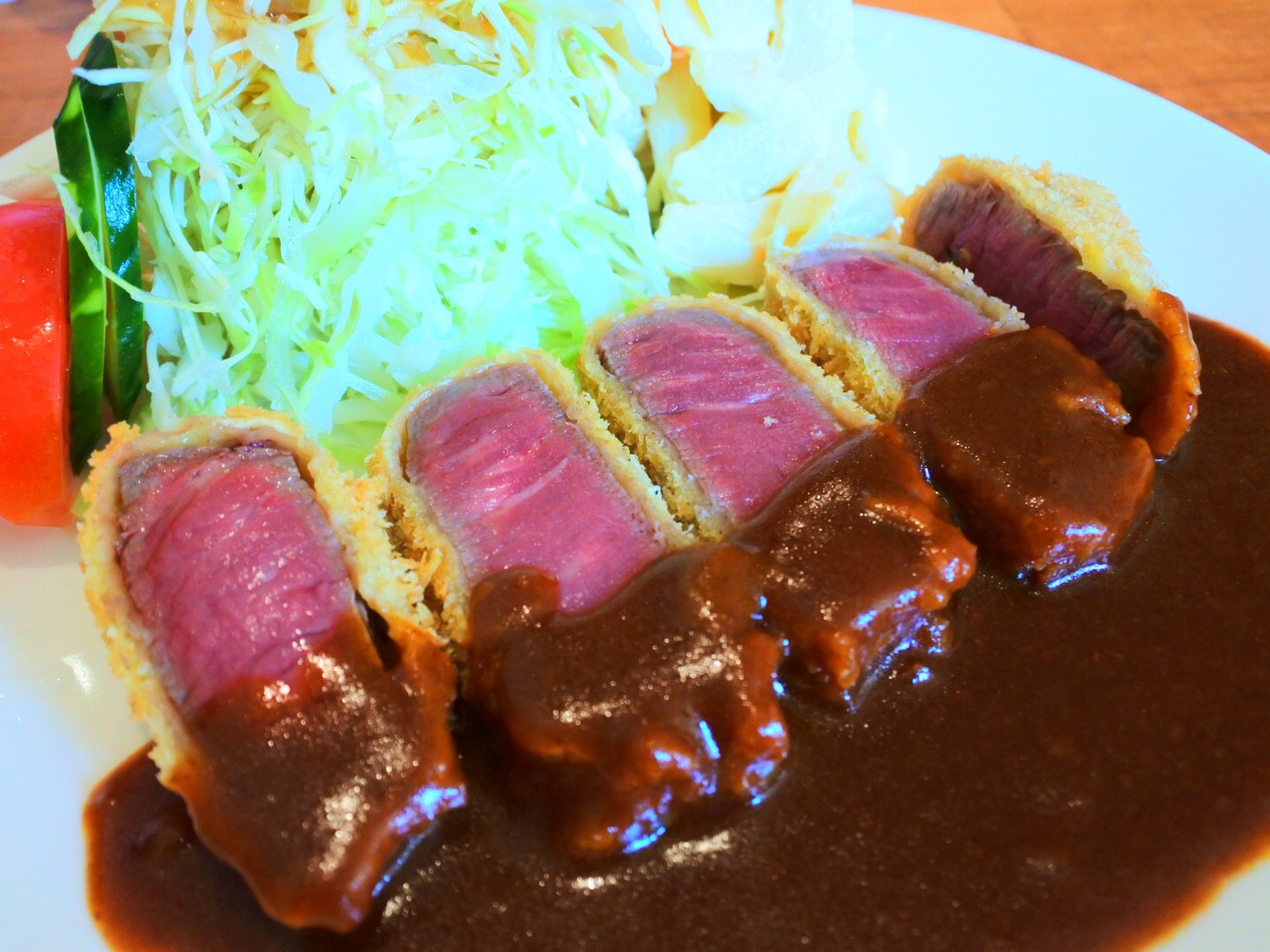 【ランチだからこの価格！】神戸駅すぐ！コスパ充実の美味しい洋食ランチが味わえるお店！