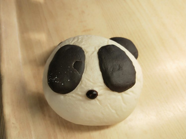 かわいいパンダのパン屋さん 上野駅徒歩1分で見つけた愛らしいパンダパン Playlife プレイライフ