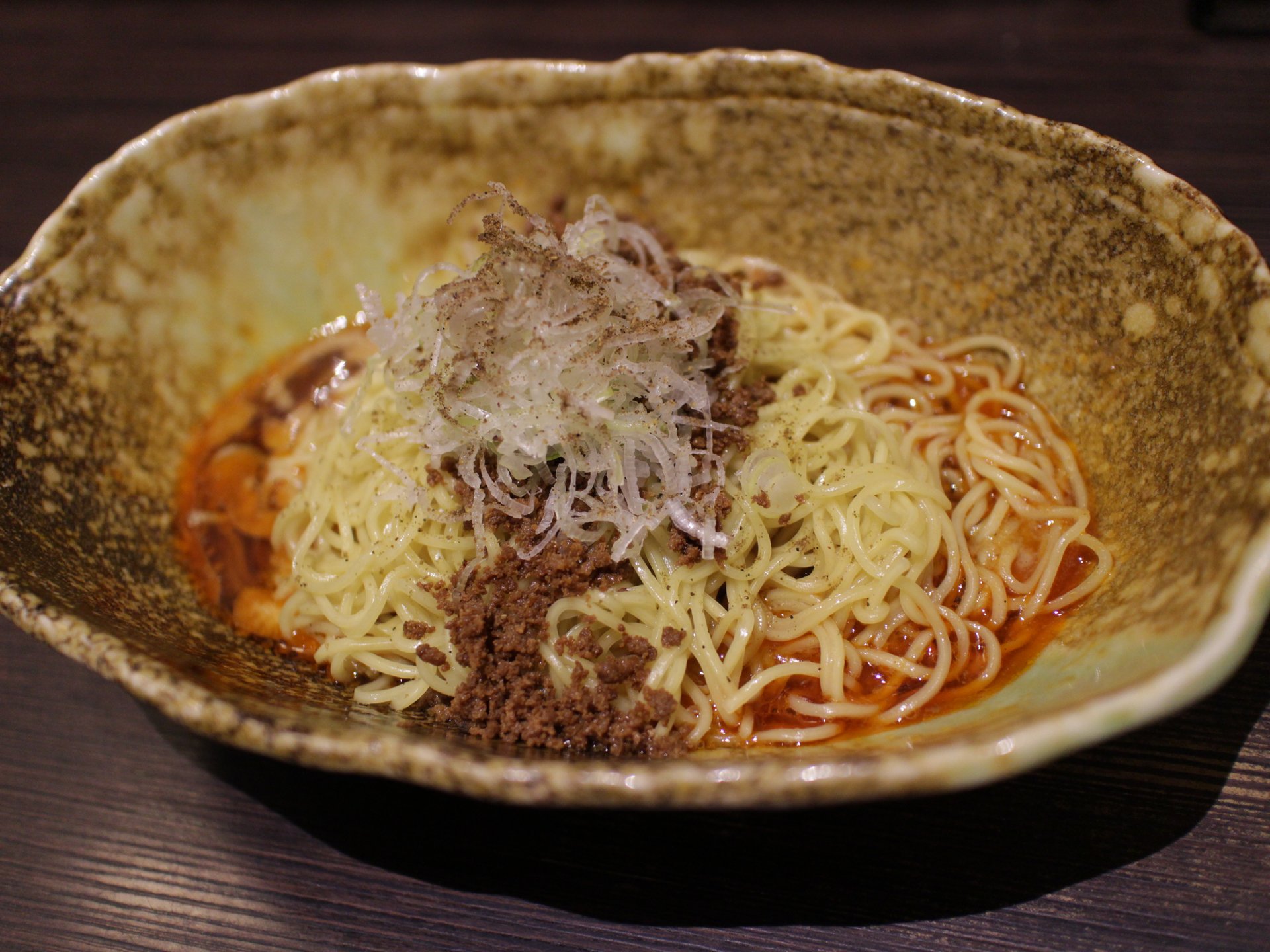 広島3大麺「汁なし坦々麺、呉冷麺、まぜ麺」他では食べられない、ご当地ヌードルを味わう！