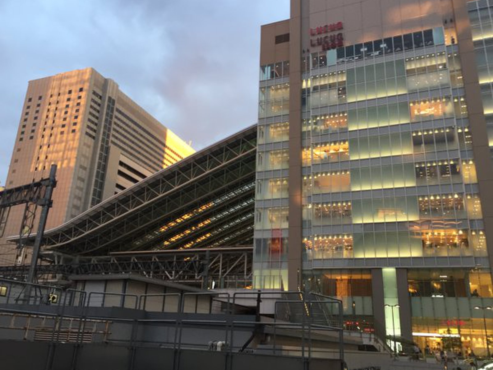 梅田駅(阪神線)