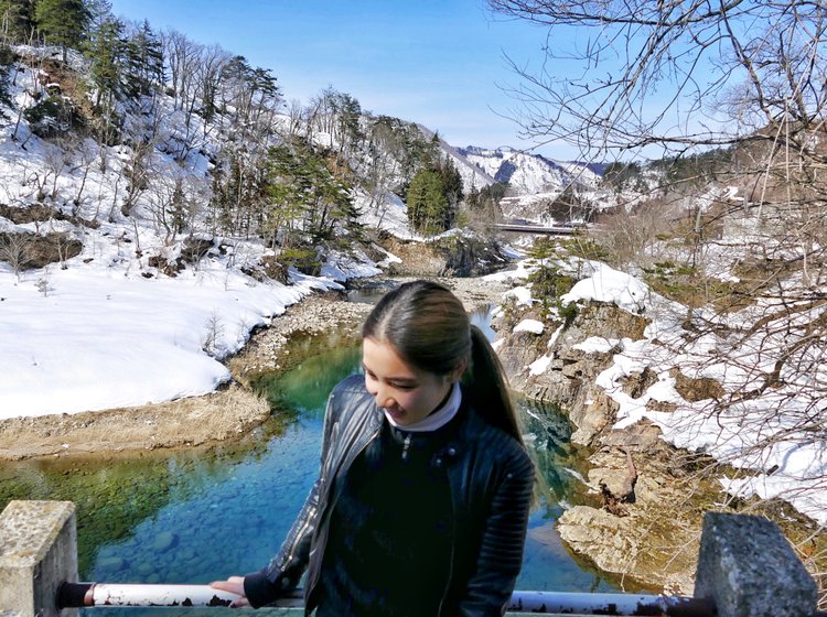 雪景色が最高に綺麗な冬の 白川郷 一度は見たい 真っ白な世界遺産が絶景 Playlife プレイライフ
