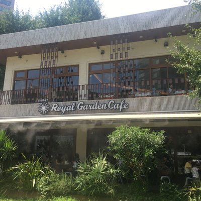 ロイヤルガーデンカフェ 青山店（Royal Garden Cafe）