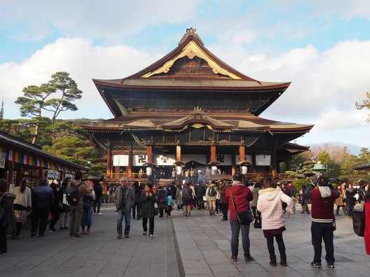 信州善光寺 薬王院