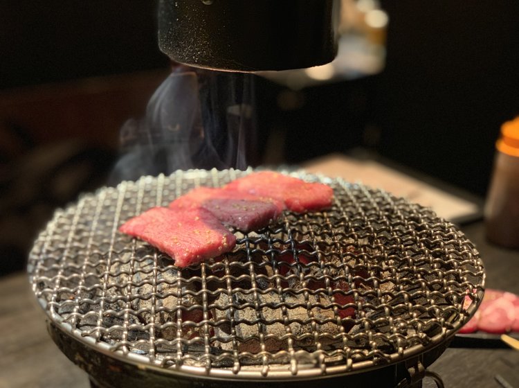 渋谷ストリーム周辺 ぐう で炭火焼肉を満喫 コスパ高 満足の和牛ナイト Playlife プレイライフ