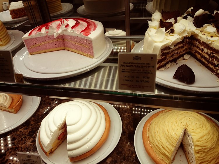 横浜で一番美味しいケーキならここ お洒落カフェharbs 食べ歩きデートやお土産にも Playlife プレイライフ