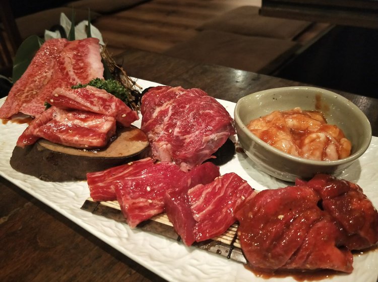 高級焼肉屋さん トラジ でのコスパの良いメニューを発見 おいしいお肉で幸せいっぱい 5 000円以下 Playlife プレイライフ