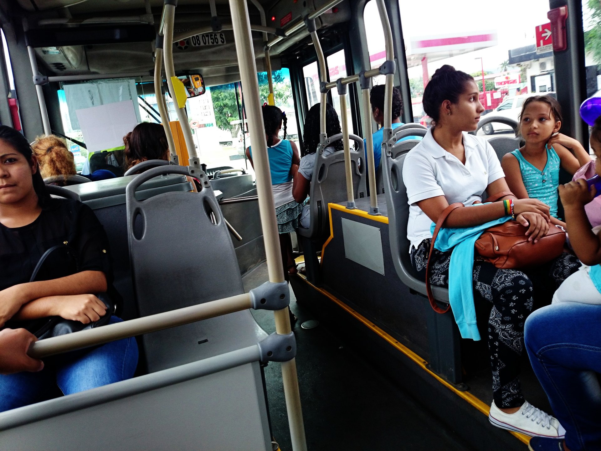 パナマ旅行で便利なバスの乗り方と降り方。安すぎるバスを使いこなして節約！ 
