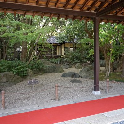 湊川神社