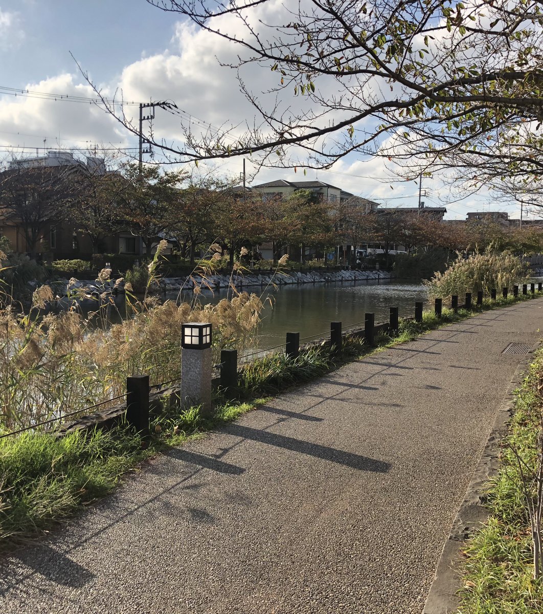 新川西水門広場