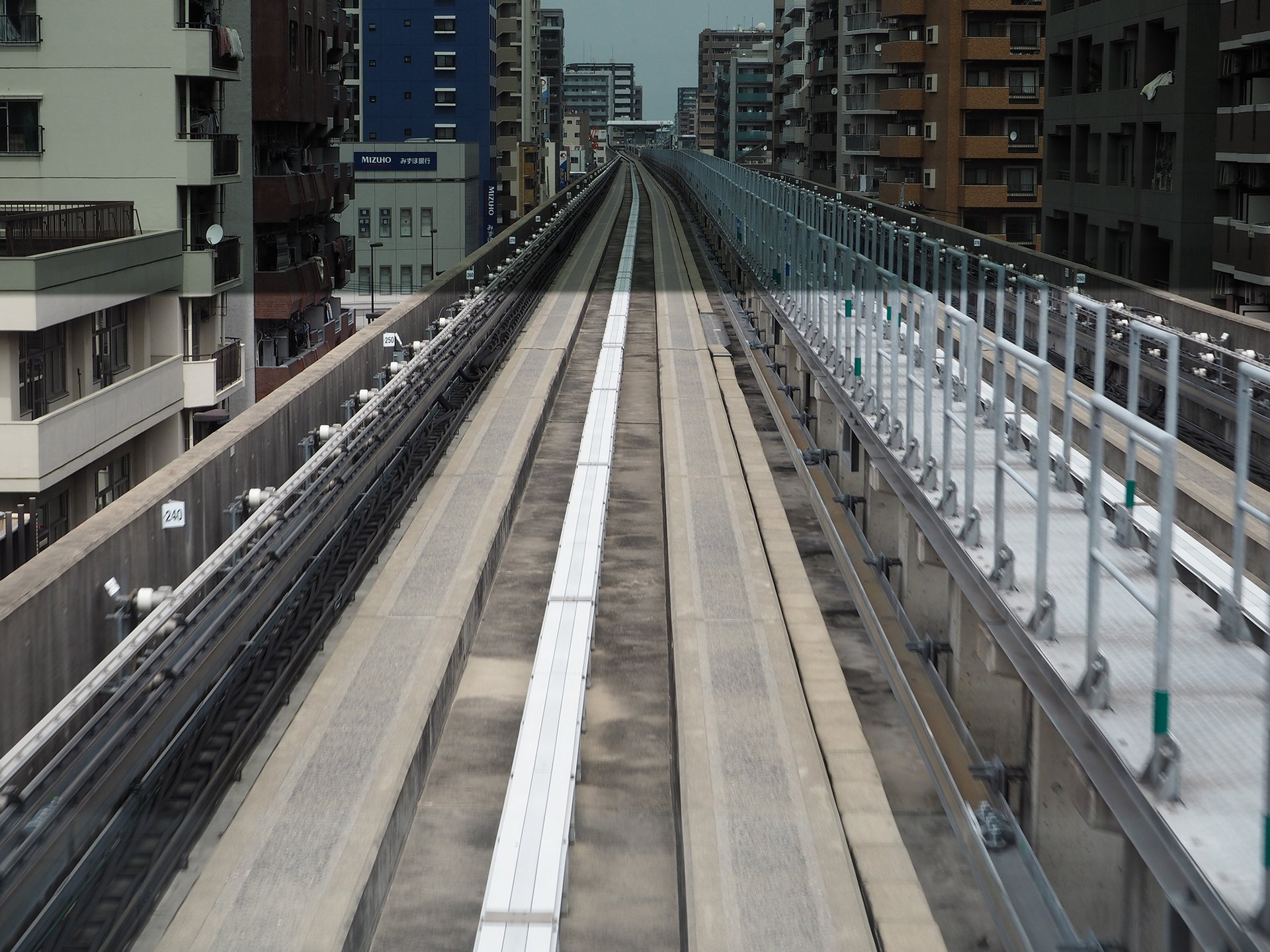 谷在家駅