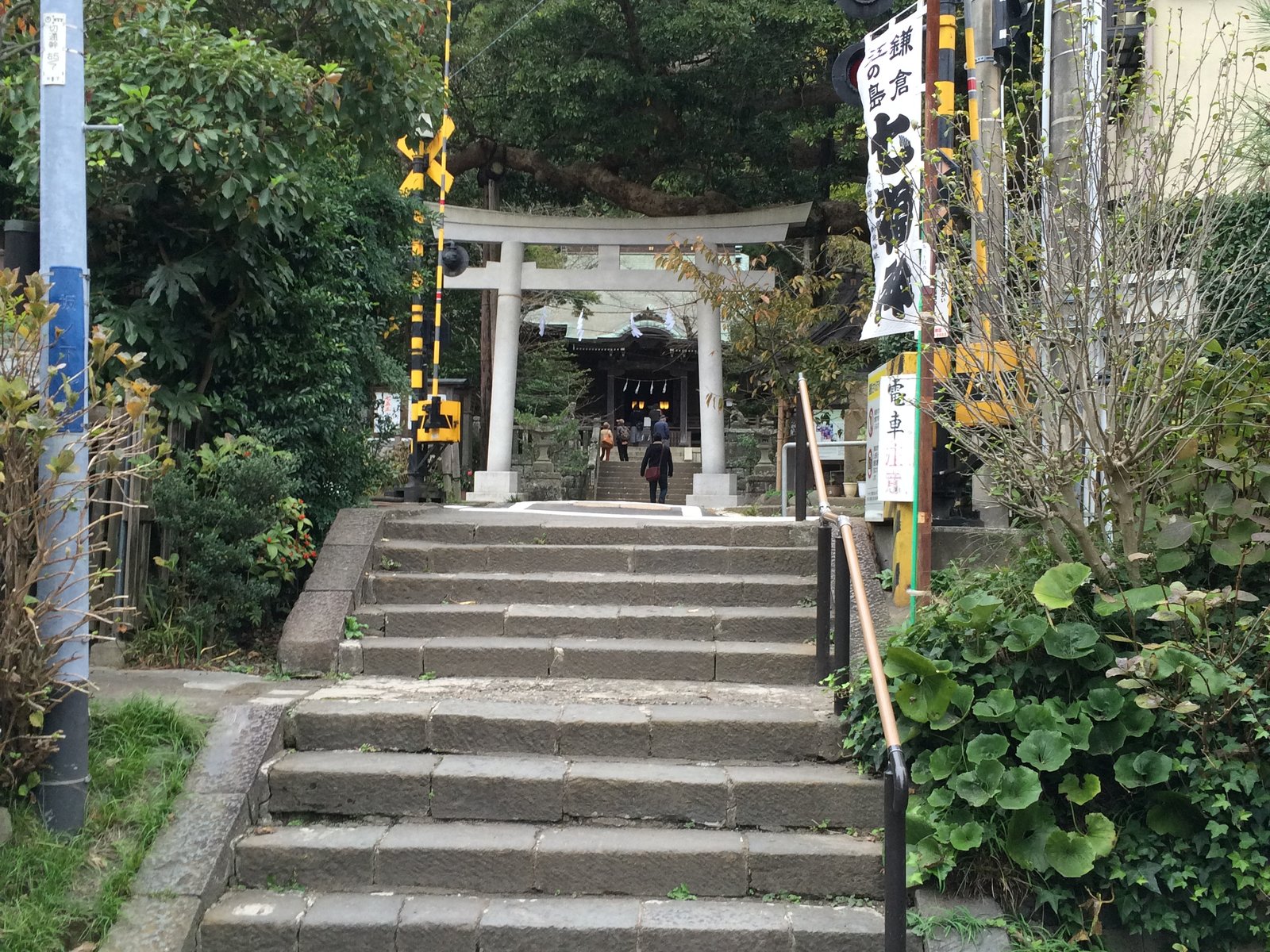 御霊神社