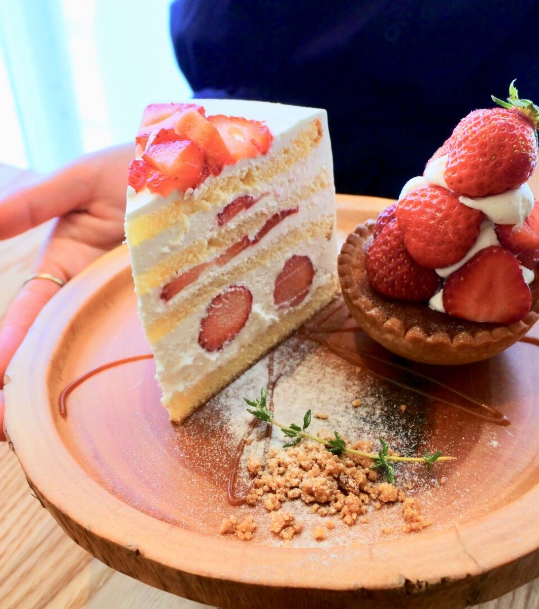 大阪福島で見つけた6席限定のケーキ屋さん インスタで話題のフクシマシュガーで幸せカフェタイム Playlife プレイライフ