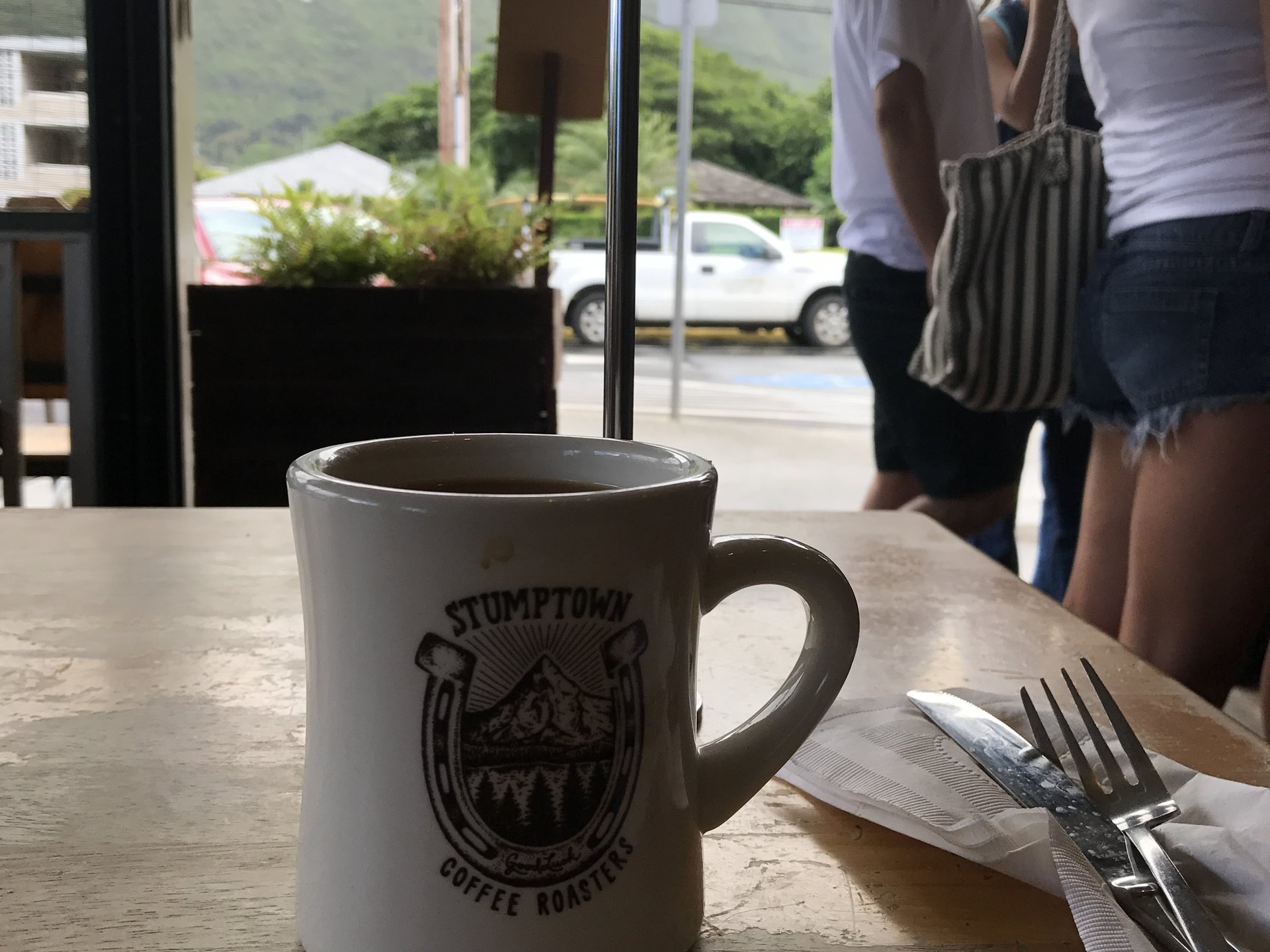 ハワイ旅行。大人気朝食カフェ、マノアのモーニンググラスコーヒー！おすすめメニュー&待ち時間