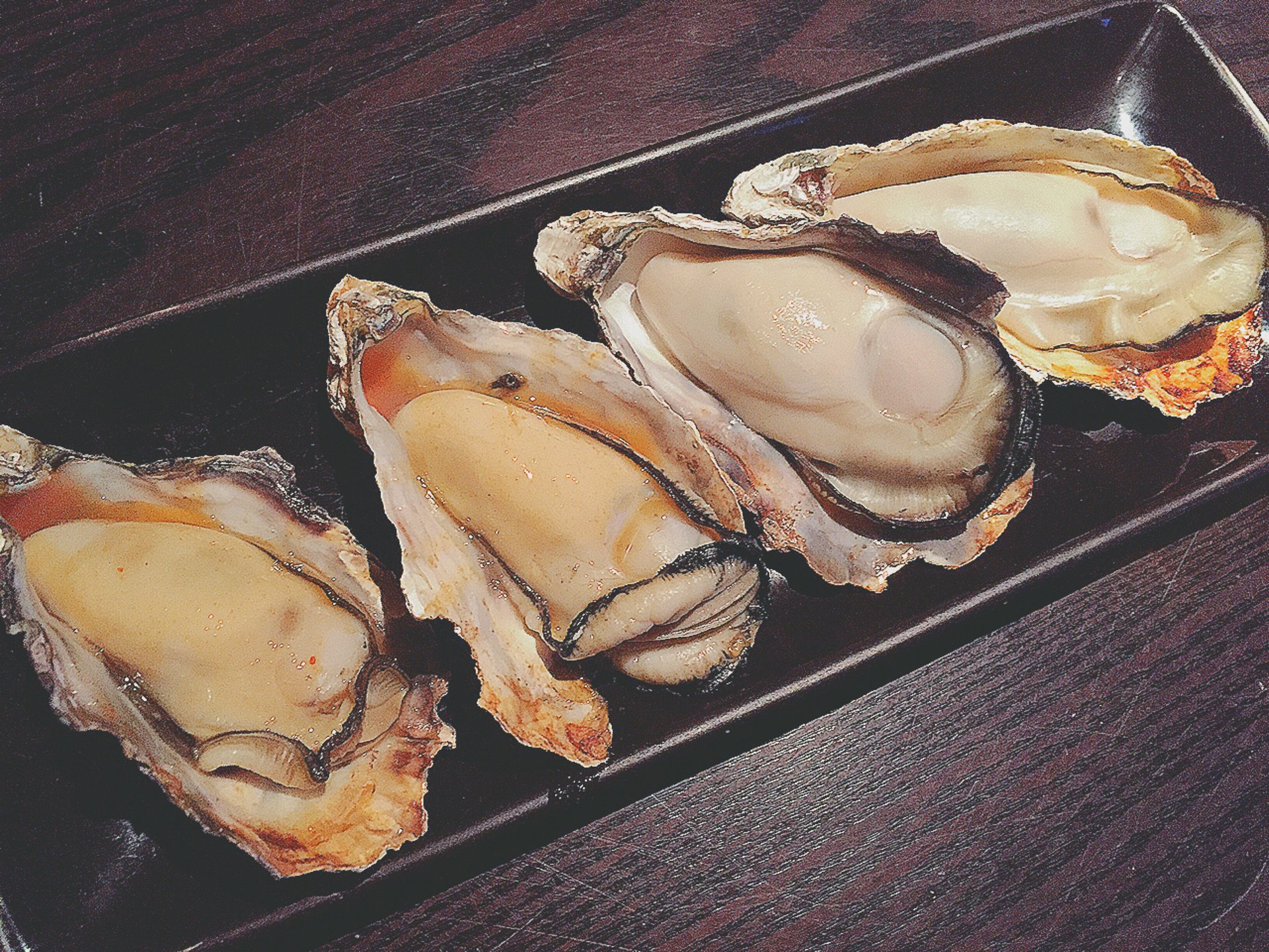 【赤羽OK横丁】レトロなオイスター居酒屋で牡蠣料理を堪能飲み！