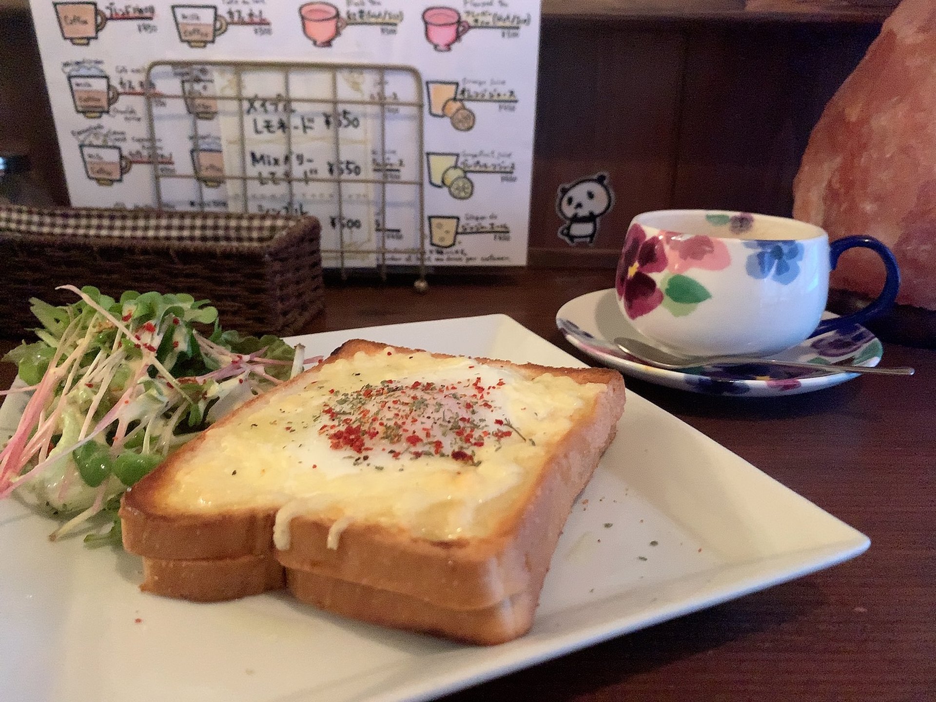 大阪中崎町でジブリ飯！穴場カフェ「ててりあ」で過ごすチルタイム