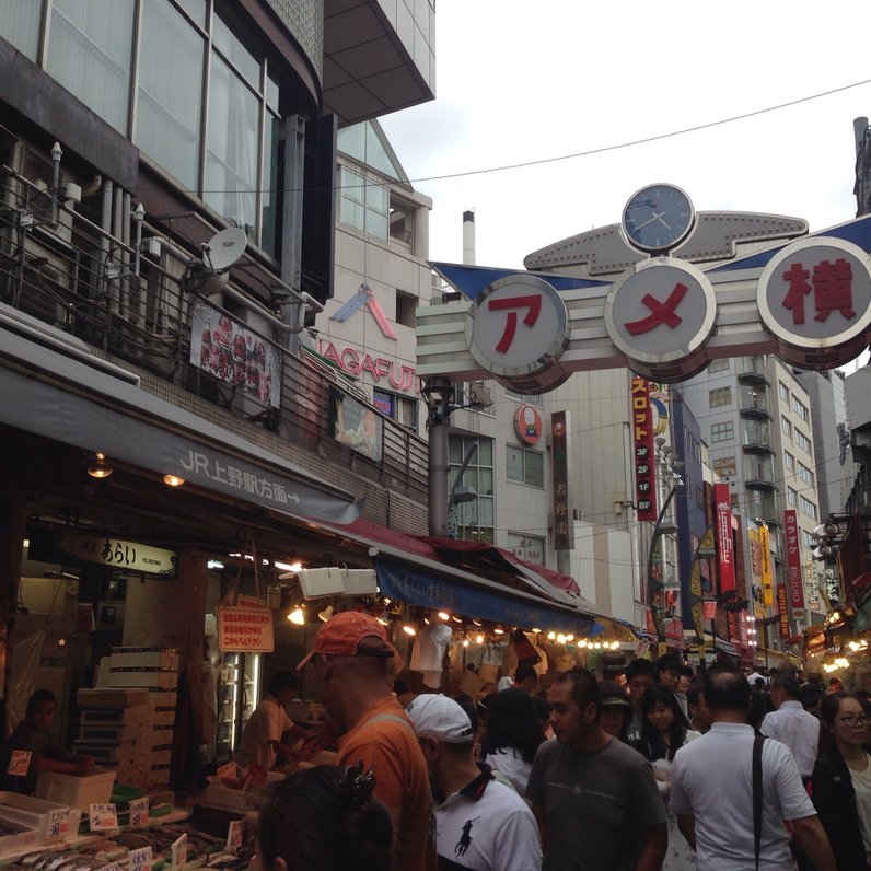 上野 アメ屋横丁 トロ函