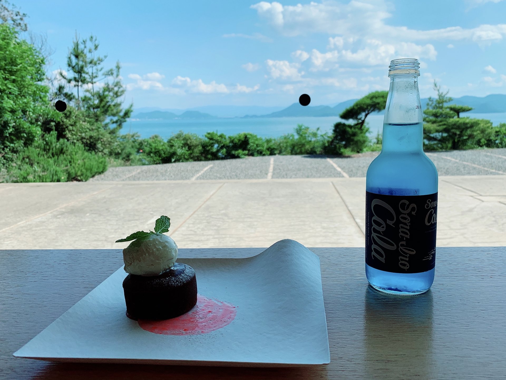 夏の直島旅行♡すずしく過ごせる地中美術館‼︎「地中カフェ」で瀬戸内海の絶景を♡