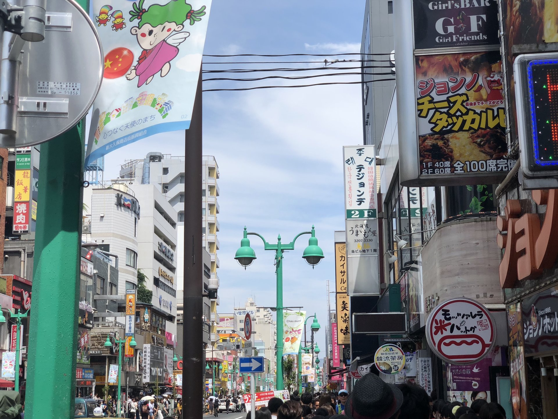 可愛いラテアート！新大久保おすすめカフェの後は新宿までお散歩コース