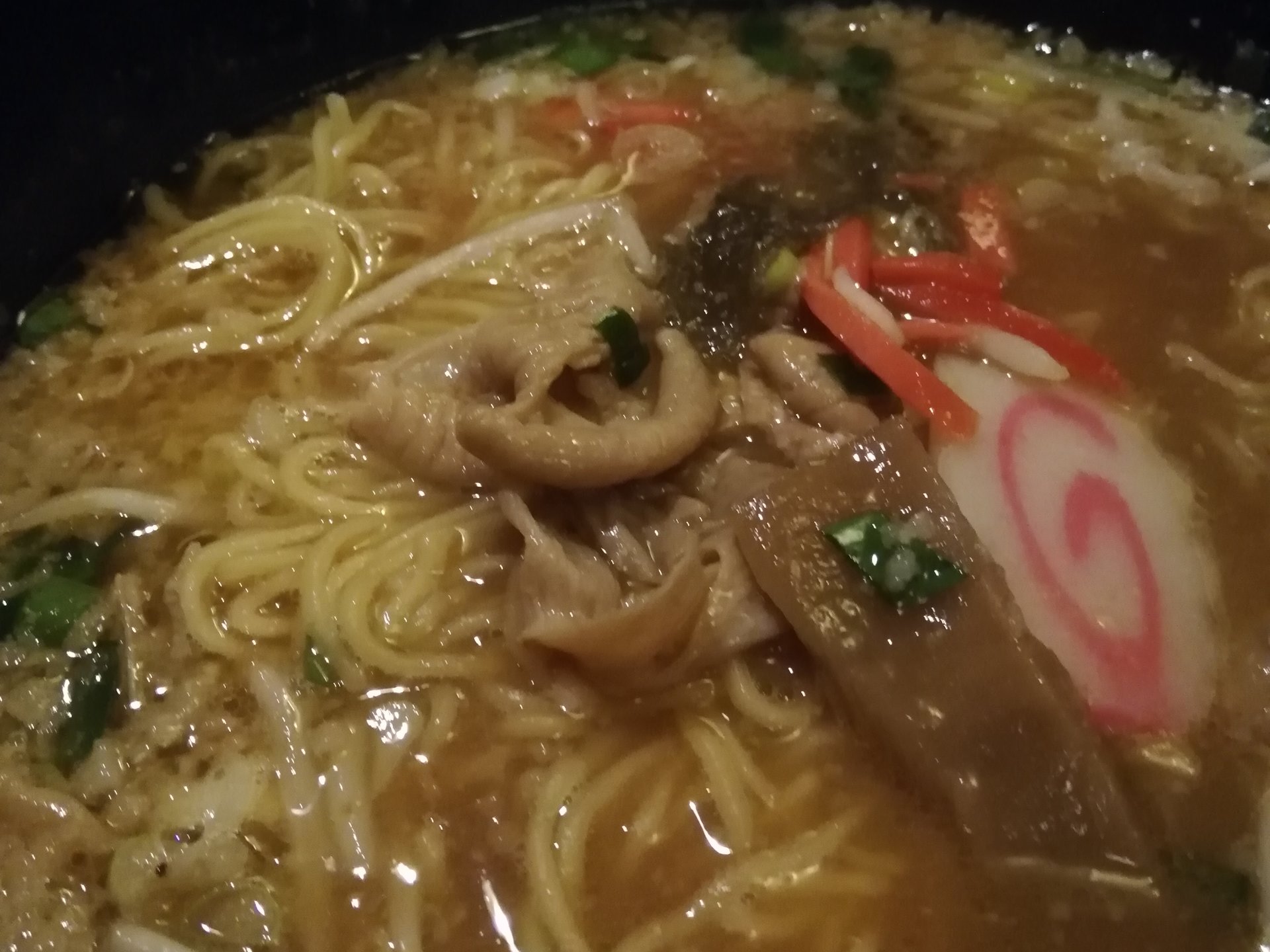 田舎のラーメン屋はうまい!!お酒も呑めちゃうラーメン屋♪