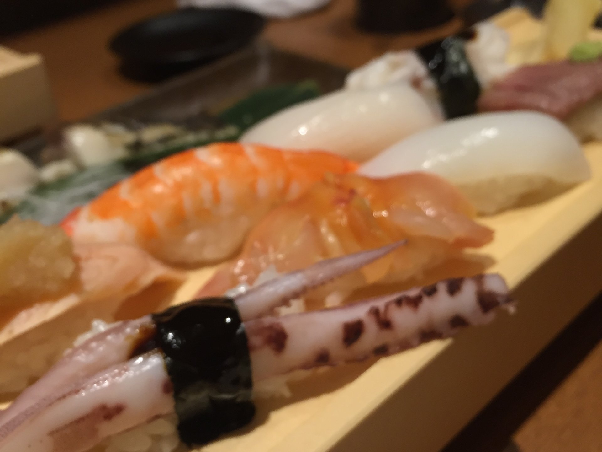 【板前寿司ジャパン新宿店】回転寿しではなく、美味しい本格お寿司を食べたい方必見！