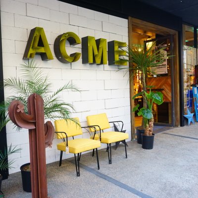 ACME Furniture (アクメファニチャー) 自由が丘店