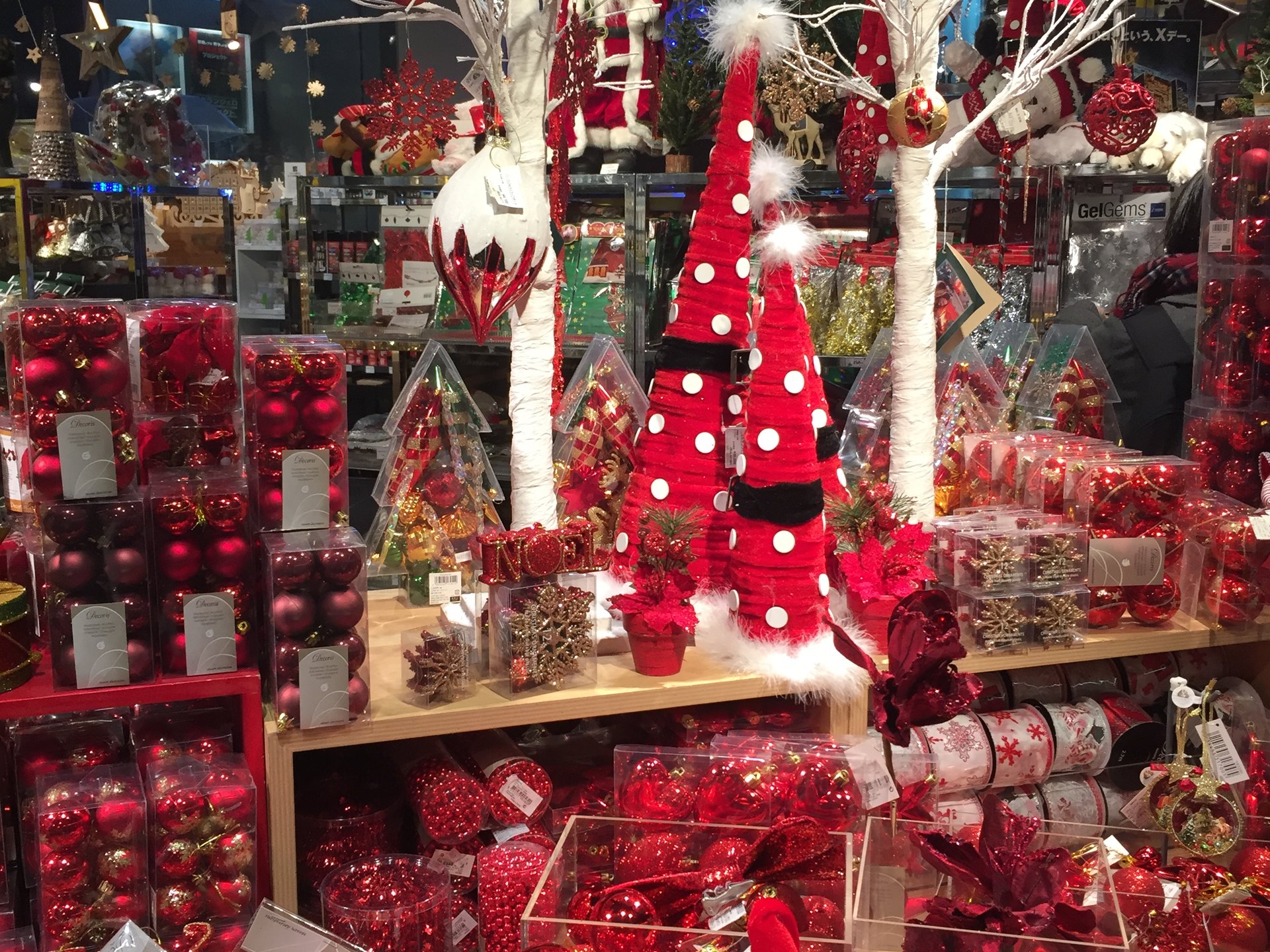 【カップルのプレゼント選びならココ！】渋谷LOFTはクリスマスグッズの宝庫！