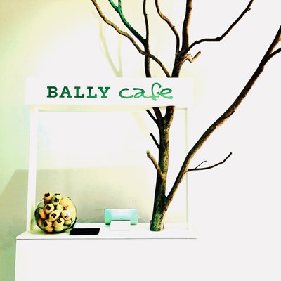 BALLY CAFE