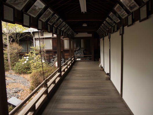 八幡城跡駅(八幡山ロープウェイ)