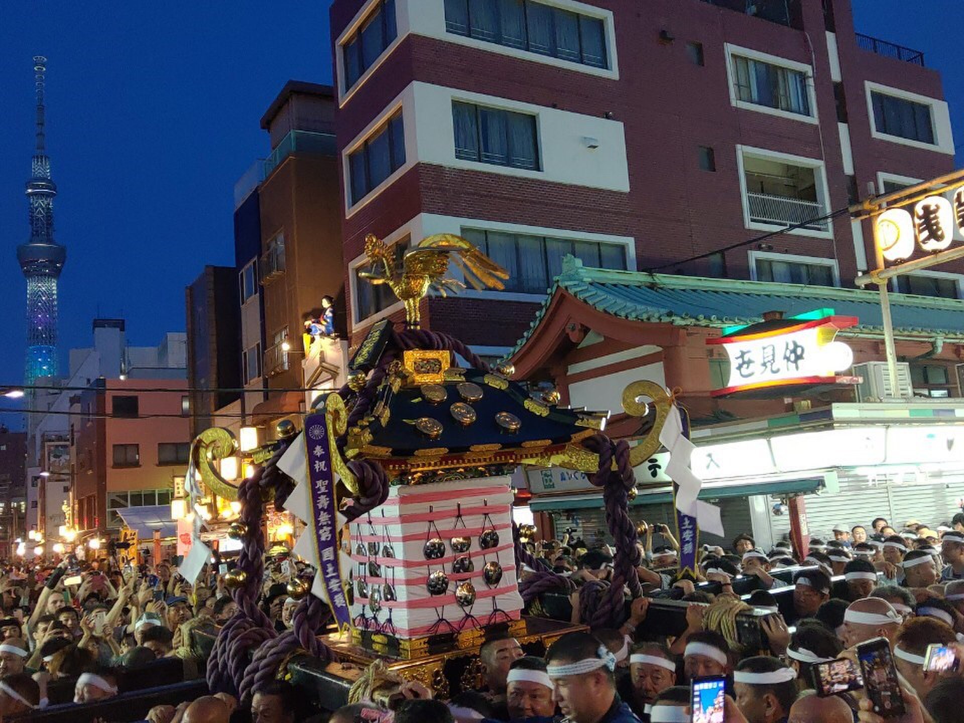  2019年「三社祭」最終日へ‼︎迫力満点☆浅草で初夏の風物詩を