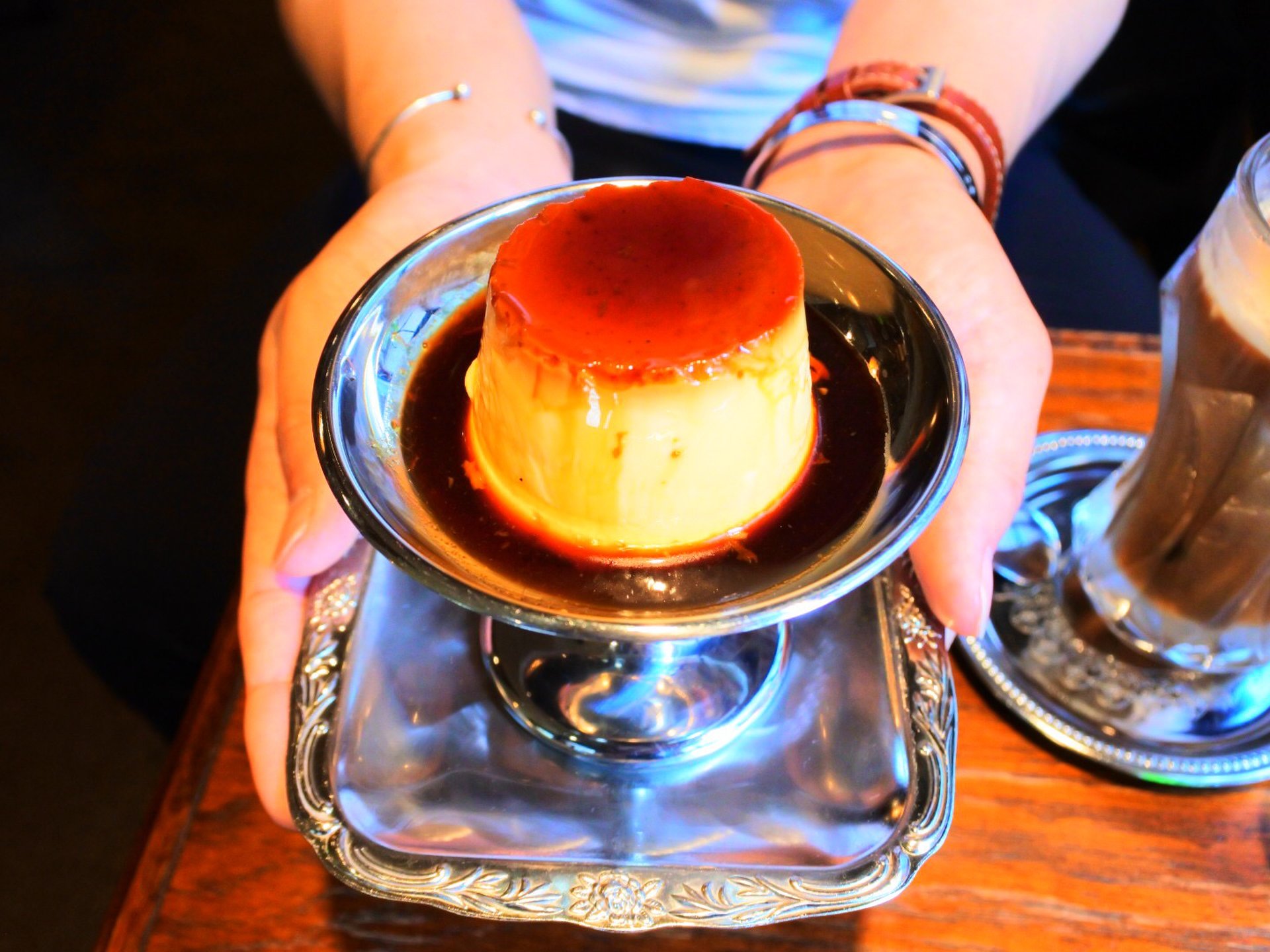 「昭和レトロに恋をする♡」神戸三宮・フォトジェニックな純喫茶でいただく自家製プリン