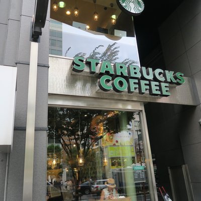 スターバックス・コーヒー アクセス表参道店