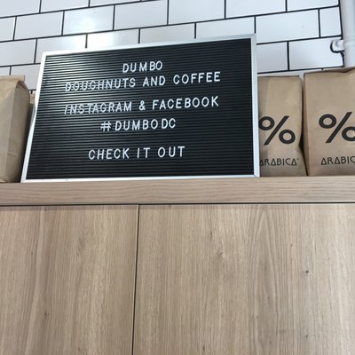 ダンボ ドーナツ アンド コーヒー（DUMBO Doughnuts and Coffee）