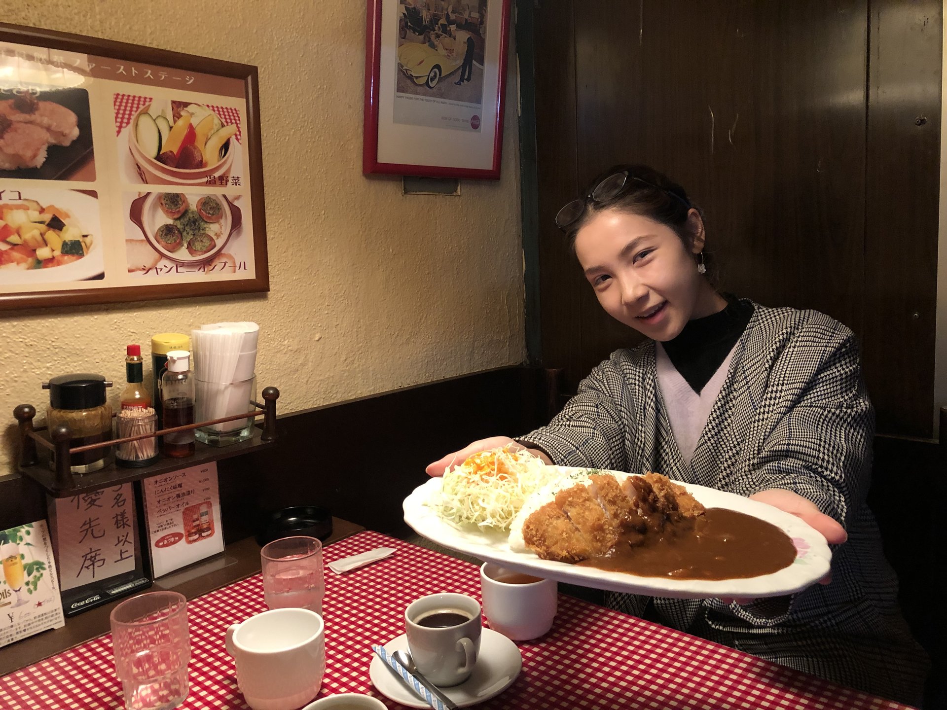 銀座おすすめランチ「あづま」常連も多い♡コスパ高・おいしい老舗洋食店