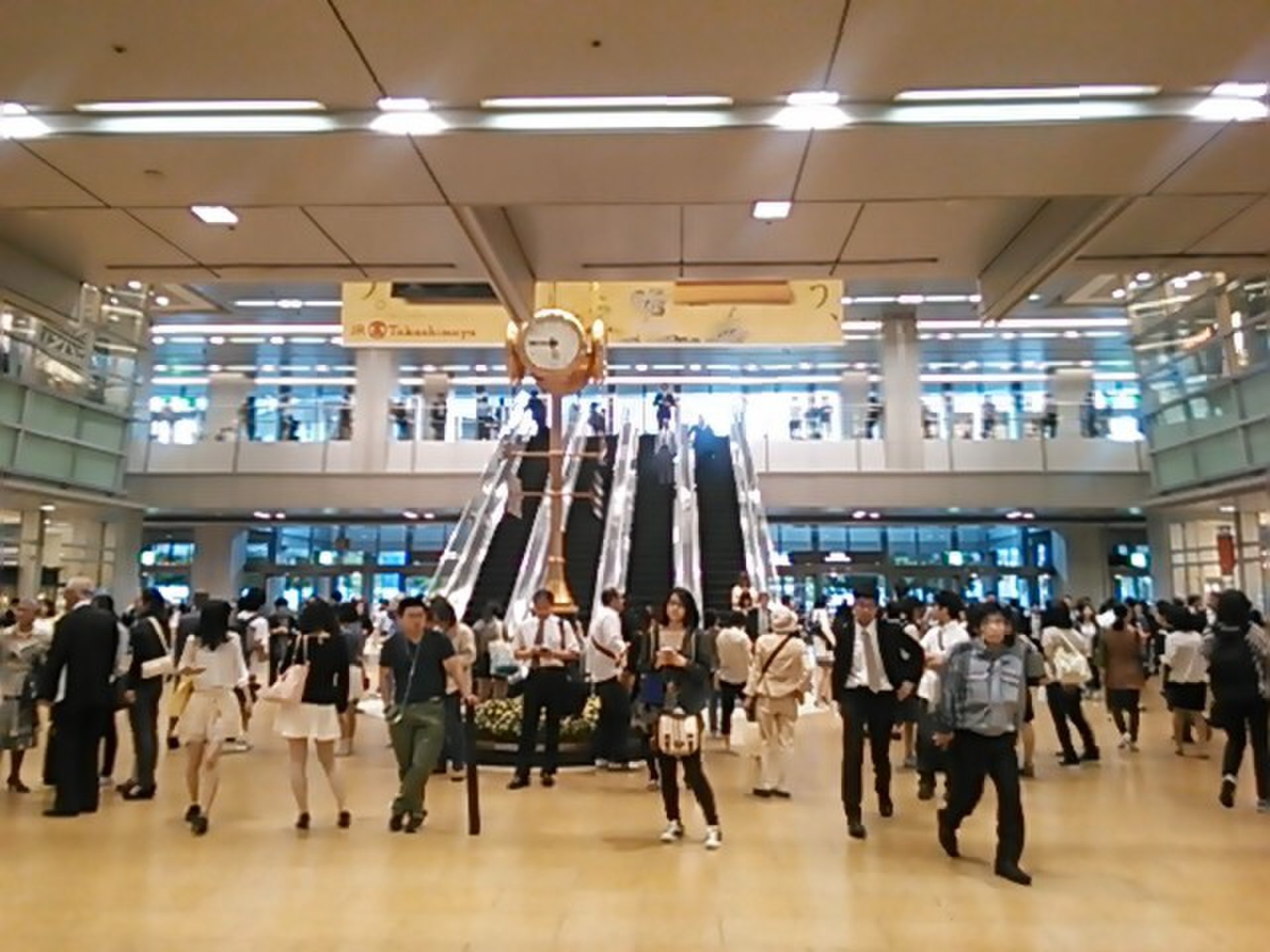 名古屋駅前観光ゴージャス気分☆雨の日でも楽しめるショッピングデートスポット満載！
