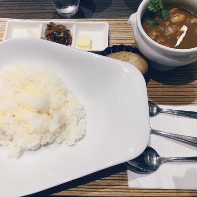 欧風カレー ガヴィアル コレド室町2号店