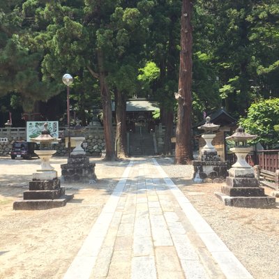 鳩ヶ嶺八幡宮