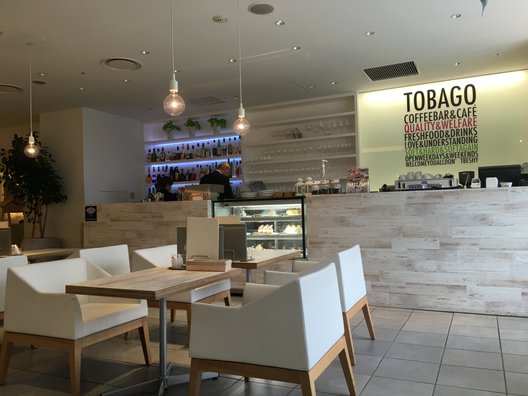 トバゴ カフェアンドバー （tobago cafe&bar）