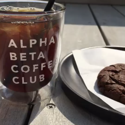 アルファ・ベータ・コーヒー・クラブ （ALPHA BETA COFFEE CLUB）