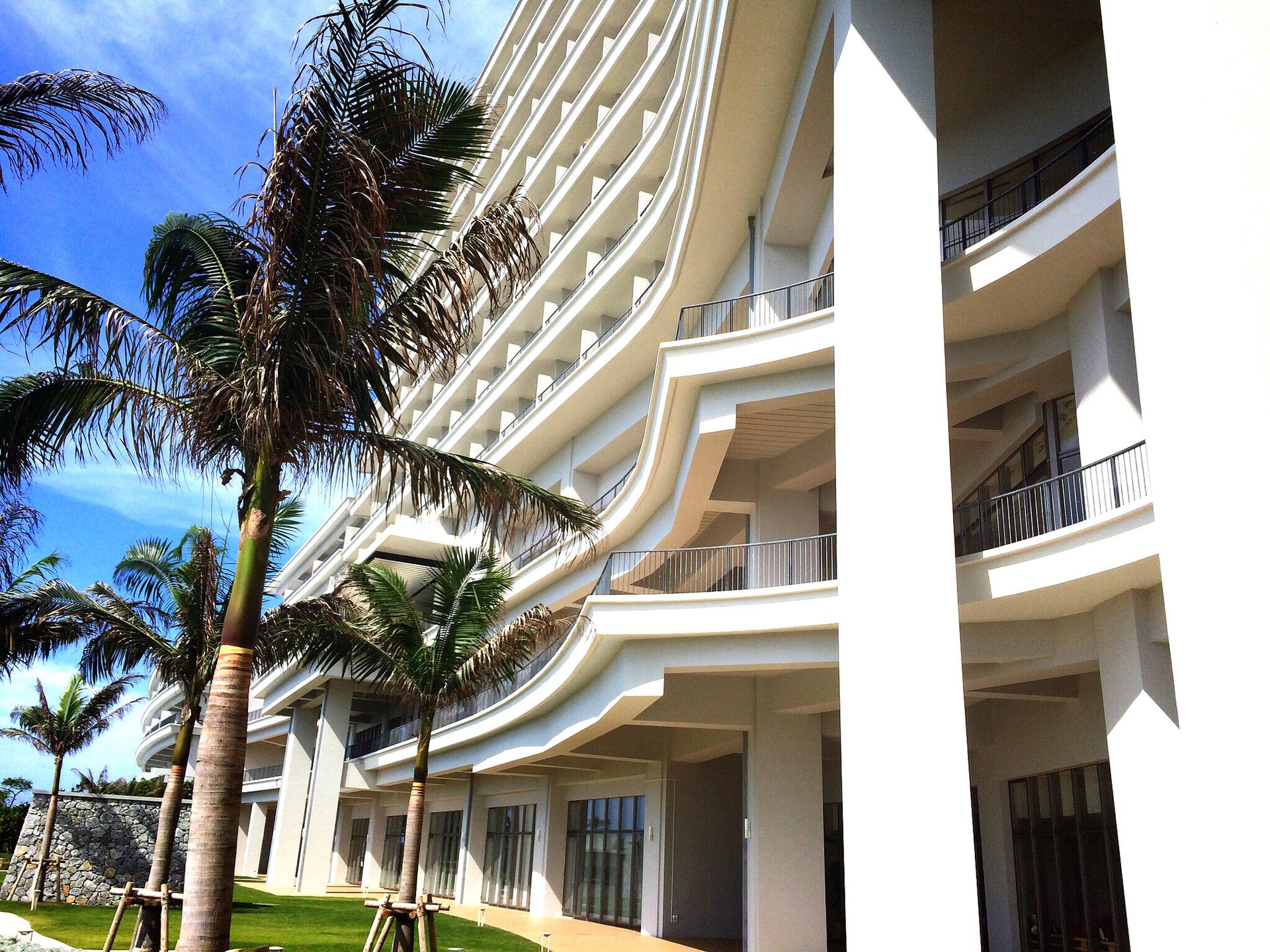 【沖縄で一泊二日】ホテルオリオンモトブリゾート&スパは目の前がエメラルドビーチ！