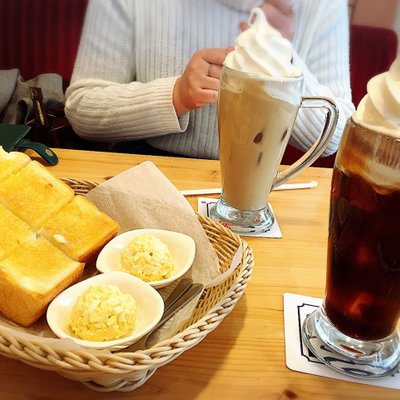 コメダ珈琲店 池袋西口店